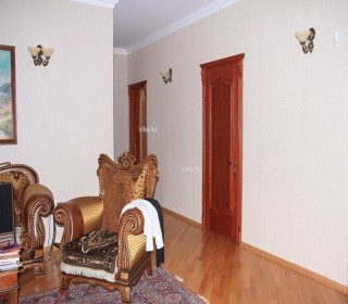 Villa with super renovation, renovated in a classic style for sale n Baku Ganjlik, -9