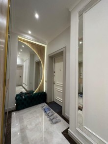 Heydar Aliyev Center, 3-room apartment in a new building, -2
