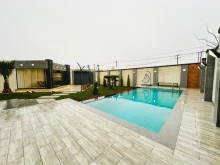 Baku, 5-room villa garden house for sale. The land area is 550 m2, -10