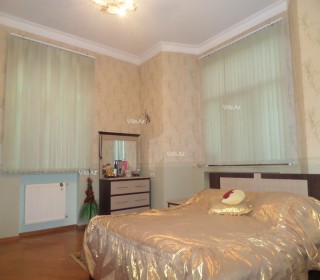 2-storey 360 m2 villa in 8 plots in the center of Hazi Aslanov, -20