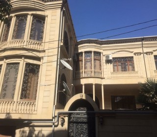 Buy a house/villa in Baku city on M.Araz street, -1