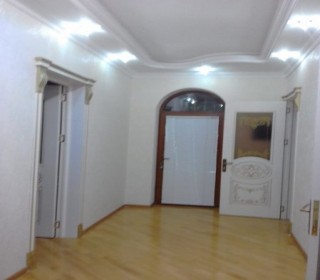 buy Cottage in Badamdar village is located in the 3rd massif, -17