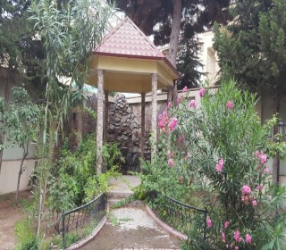 Teymur Əliyev prospektinin girişində ev villa almaq, -2