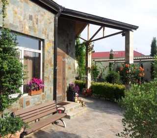 Bilgəhdə Yolu keçdin Çimərlik olan bağ evi satılır, -11