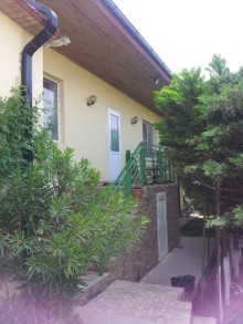 Bilgəhdə Yolu keçdin Çimərlik olan bağ evi satılır, -20