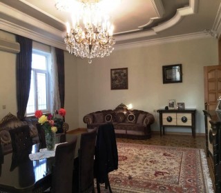 Satılır Villa, Nizami.r, Qara Qarayev.m-13