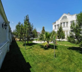 Şüvalanda qapalı hovuzlu çimərliyə yaxın villa satılır, -1