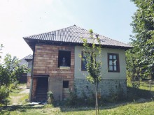 Sale Cottage, Oguz.c-2