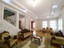 Баку, В посёлке Бакыханова продаётся 3-х этажная вилла, -4