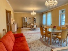 Satılır Villa, Binəqədi.r, 6-cı mikrorayon, Nəsimi.m-2