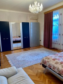 Satılır Villa, Binəqədi.r, 6-cı mikrorayon, Nəsimi.m-9