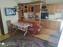 To buy a 3-storey house in Keshla settlement of Baku city, -6