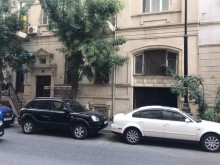 Sale Old building, Sabail.r, İchari Shahar.m-1