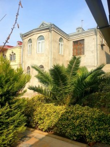 Купить дом в Баку в поселке Бакиханова 5 соток, -1
