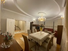 To buy a well-maintained house in the center of Bakukhanov settlement, on a 4 sot area, -4