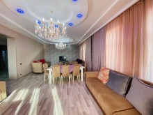 Продается 3-ех этажная вилла особняк в Баку, -5