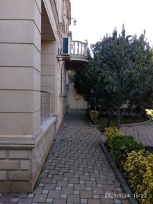 A renovated and fully furnished house in Baku, -8