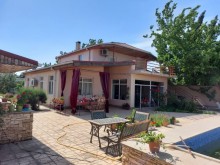 A house with a swimming pool is for sale in Novkhani in an array of courtyard houses and gardens
, -8