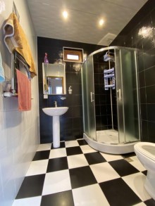 Şüvəlanda dənizə yaxın tam əşyalı villa satılır, -16