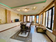 A 2-story villa is for sale in the elite area of ​​Merdekan, -17