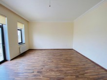 buy villa in Baku Shuvelan village  7  rooms 300  kv/m, -18