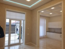 A house with 4 bedrooms is for sale in Baku Mardakan, -5