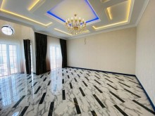 Newly renovated villa in Mardakan settlement, -9