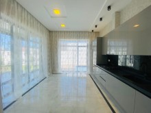 A villa for sale close to the road suitable for permanent residence
, -18