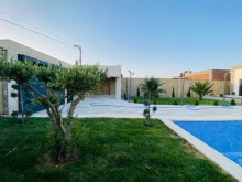 Villa with swimming pool for sale in Mardakan
, -4