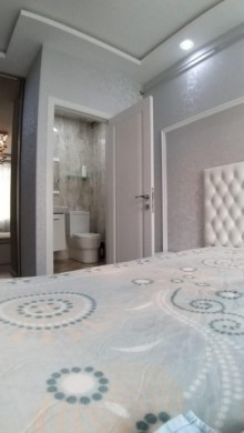 4-room apartment with super renovation on Narimanov, -11