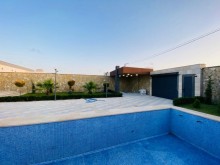 A 1-storey 5-room villa with a swimming pool is for sale in Mardakan
, -16