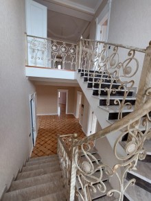 Villa near the ühite city Baku, -4