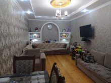 A 2-story house is for sale in Khirdalan, close to the school and bus stop, -7