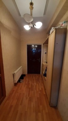 Close to the exit of Azadlig metro station , A 2-room apartment for sale, -7