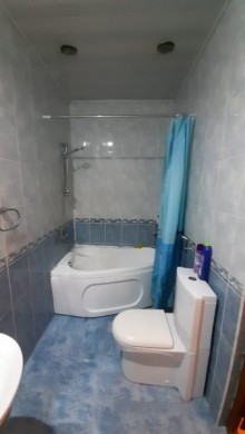 Close to the exit of Azadlig metro station , A 2-room apartment for sale, -12