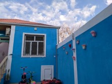 For sale 3-room house in Bina, -10