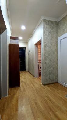 For sale 3-room house in Bina, -16