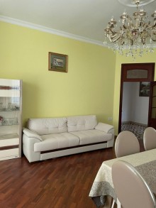 Şüvalanda 6 otaqlı həyət evi / bağ evi 300 m², -9