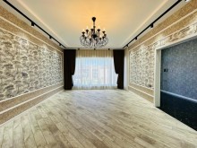 Buy a house and villa in Baku Mardakan settlement  260.000 azn, -16