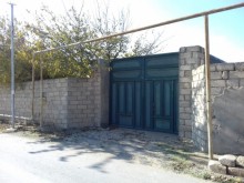 Qala qəsəbəsi Evqur marketin yaxınlığında ev satılır, -18