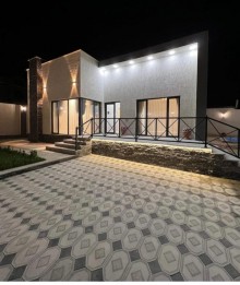 A 1-story house is for sale on a 5 sot plot of land in Mardakan settlement of Baku., -2