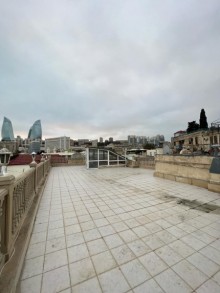 We are selling a house in the historic Old Town, right next to the Shirvanshahs Palace, -2