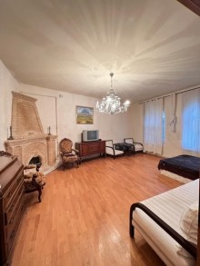 We are selling a house in the historic Old Town, right next to the Shirvanshahs Palace, -5