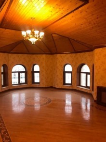 Buy a house/villa in Baku near Heydar Mosque, -18
