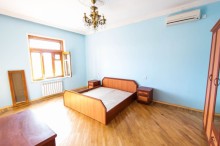A 4-storey fully renovated villa is for sale in Badamdar settlement, Baku, -8