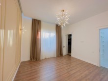 A single-storey Cottage is for sale in Baku, -12