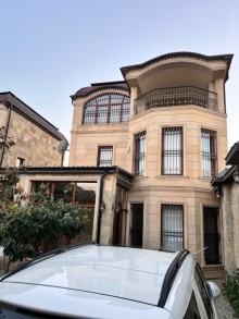 A 2-storey + mansard courtyard house is for sale in Baku, -1