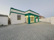 Cheap 4-room apartment for sale. house / cottage 135 m², pos. Shuvelyan Baku, -5