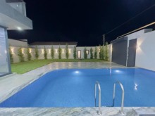 For sale 4 rooms house / cottage with a swimming pool in Baku, -3