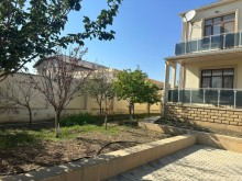 A 2-storey monolithic house for sale in Baku, -3